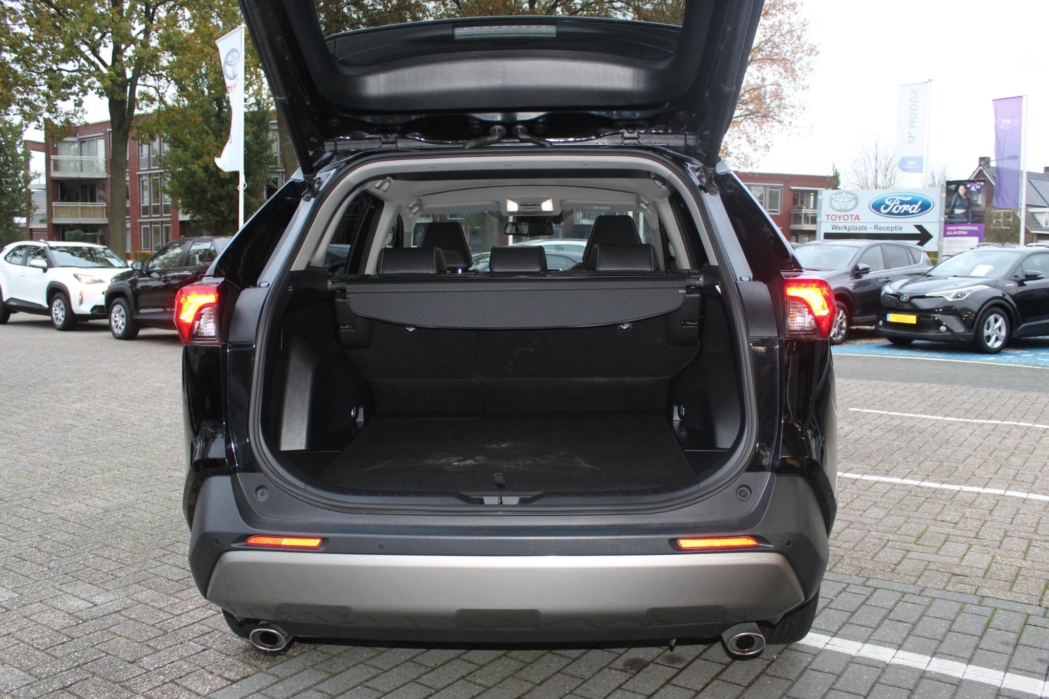 Hoofdafbeelding Toyota RAV4