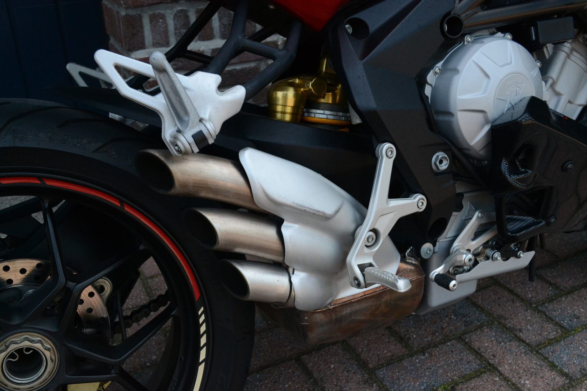 Hoofdafbeelding MV Agusta F3