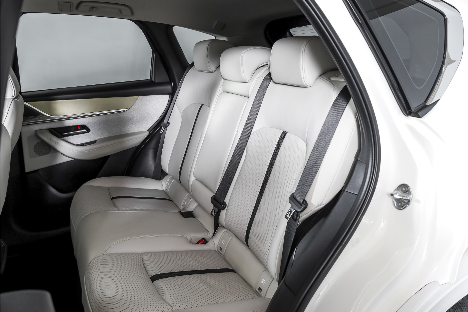 Hoofdafbeelding Mazda CX-60