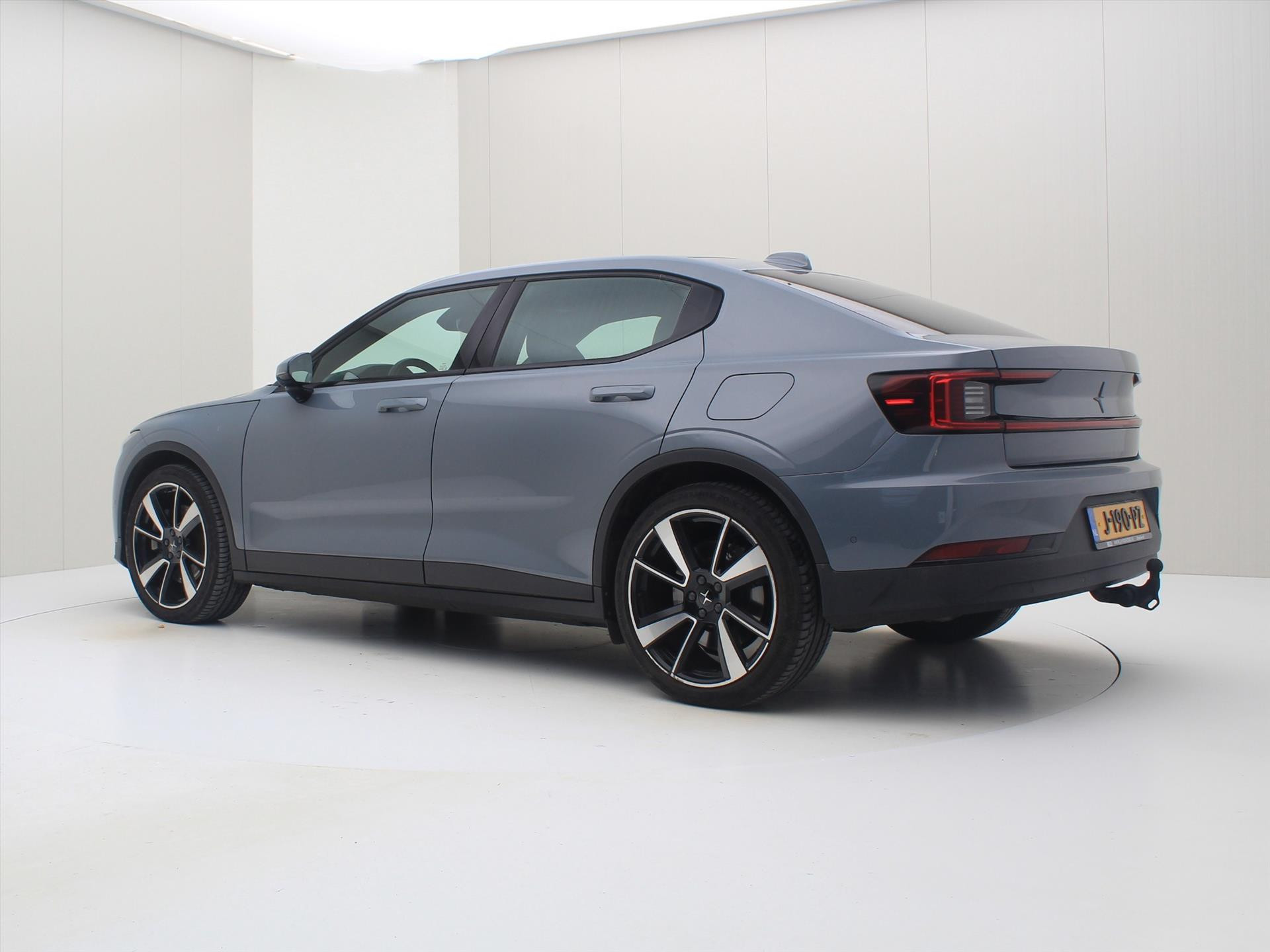 Hoofdafbeelding Polestar 2