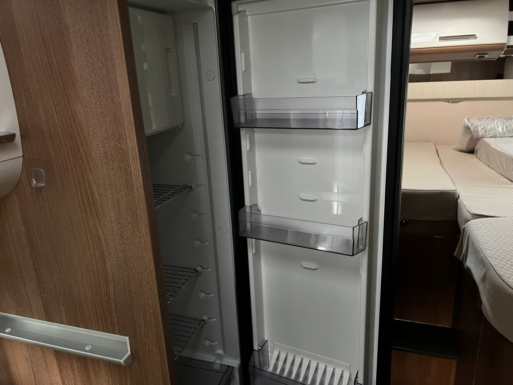 Hoofdafbeelding Carthago Carthago C-compactline I 143 Le