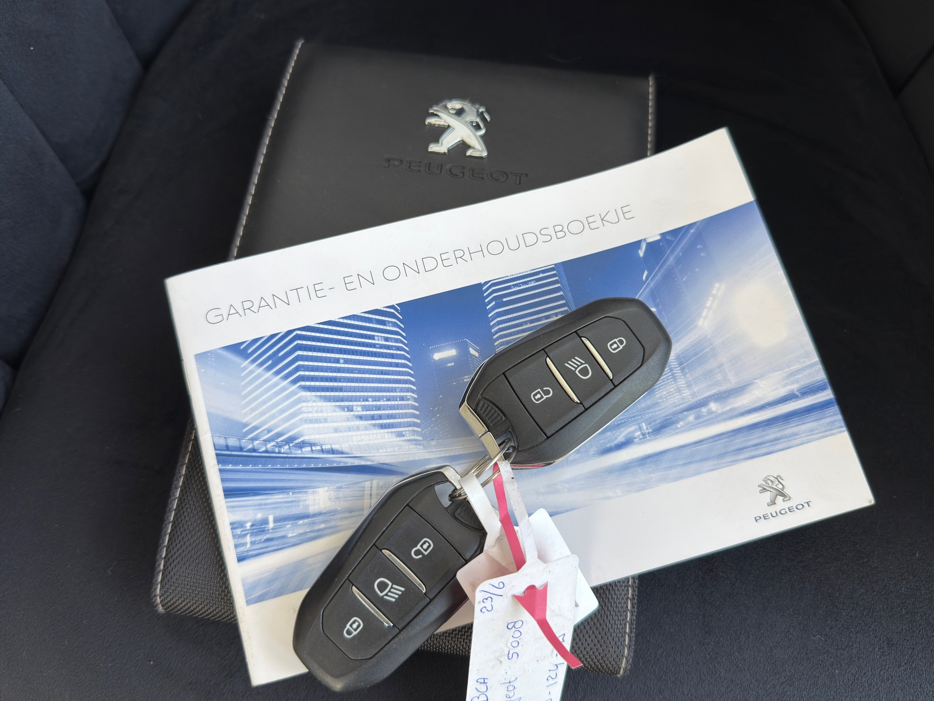 Hoofdafbeelding Peugeot 5008