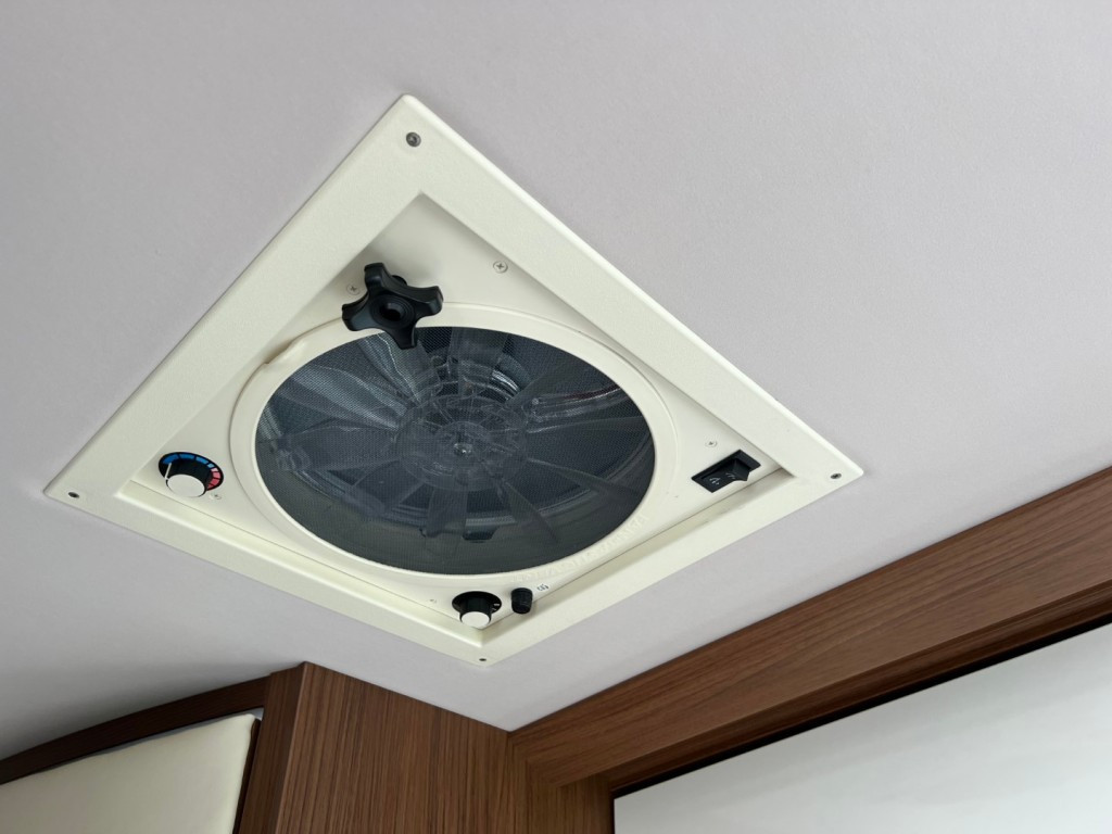 Hoofdafbeelding Niesmann+Bischoff Arto-66l