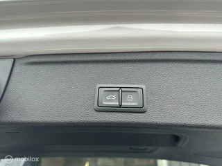 Audi A4 Audi A4 Avant 45 TFSI quattro 3x S-line Panodak Leer Virtual HUD Trekhaak Standkachel Alarm - afbeelding nr 55