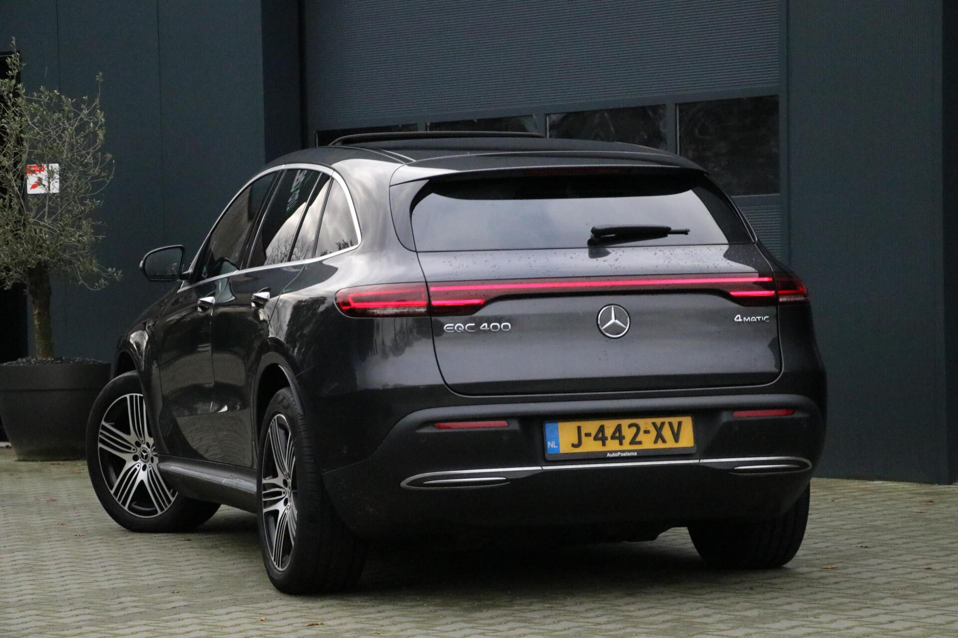 Hoofdafbeelding Mercedes-Benz EQC