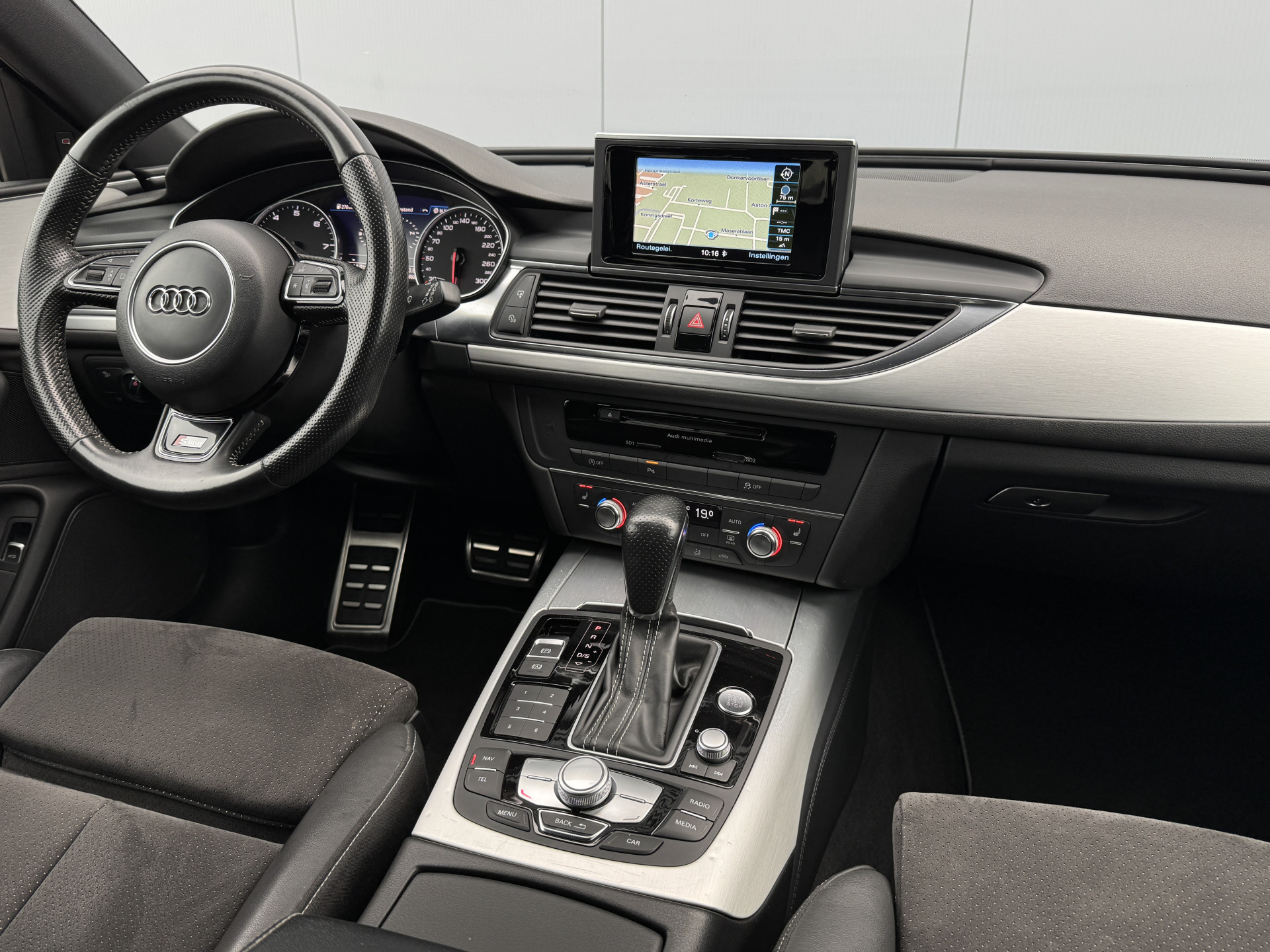 Hoofdafbeelding Audi A6