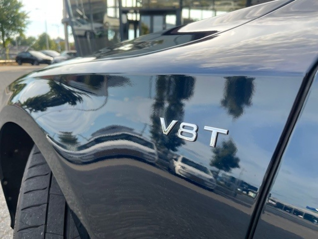 Hoofdafbeelding Audi S8