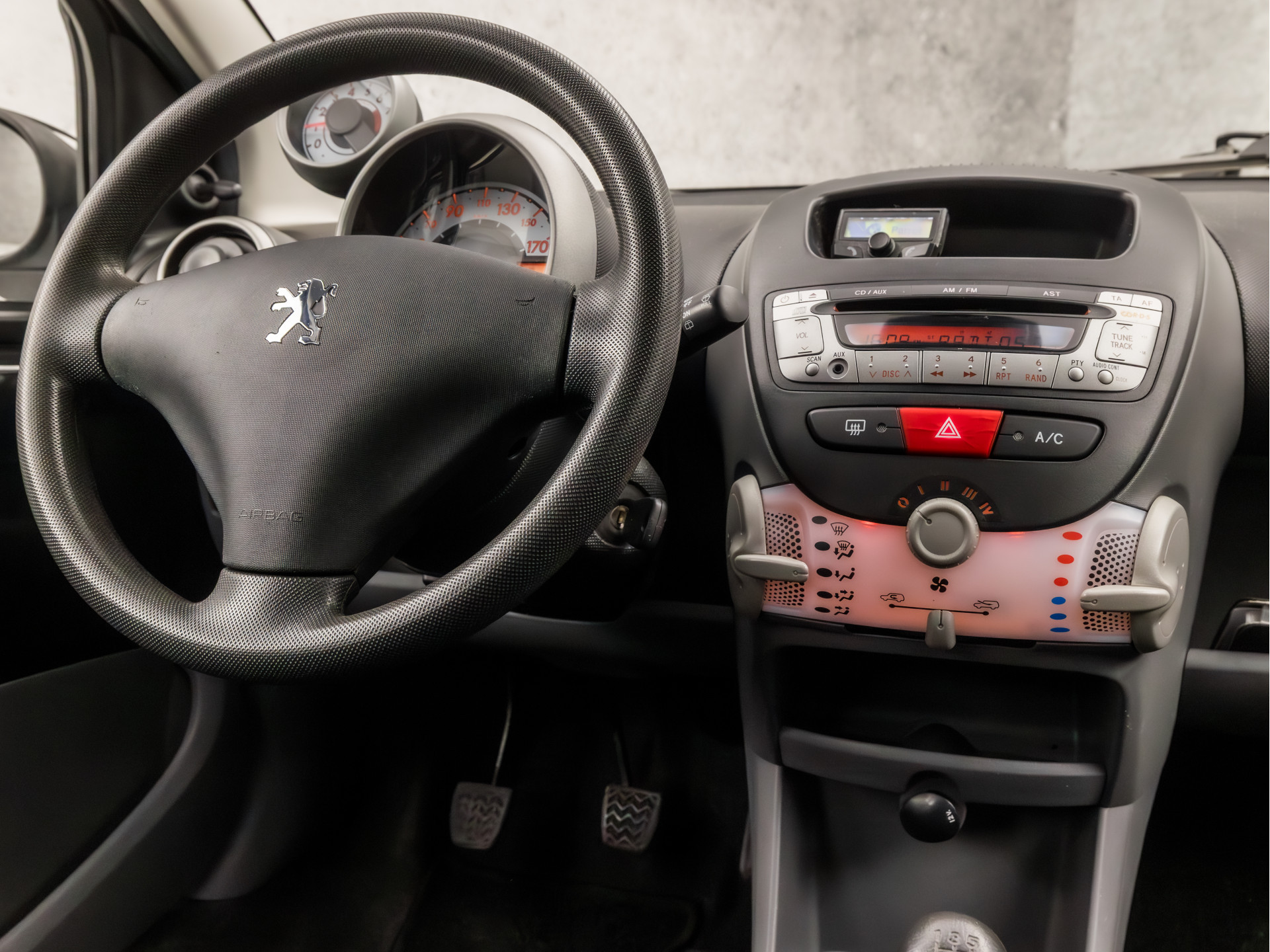 Hoofdafbeelding Peugeot 107