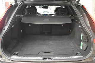 Volvo V90 Volvo V90 T8 455pk AWD Ultimate Dark | 360 Camera | Panodak | Harman Kardo - afbeelding nr 44