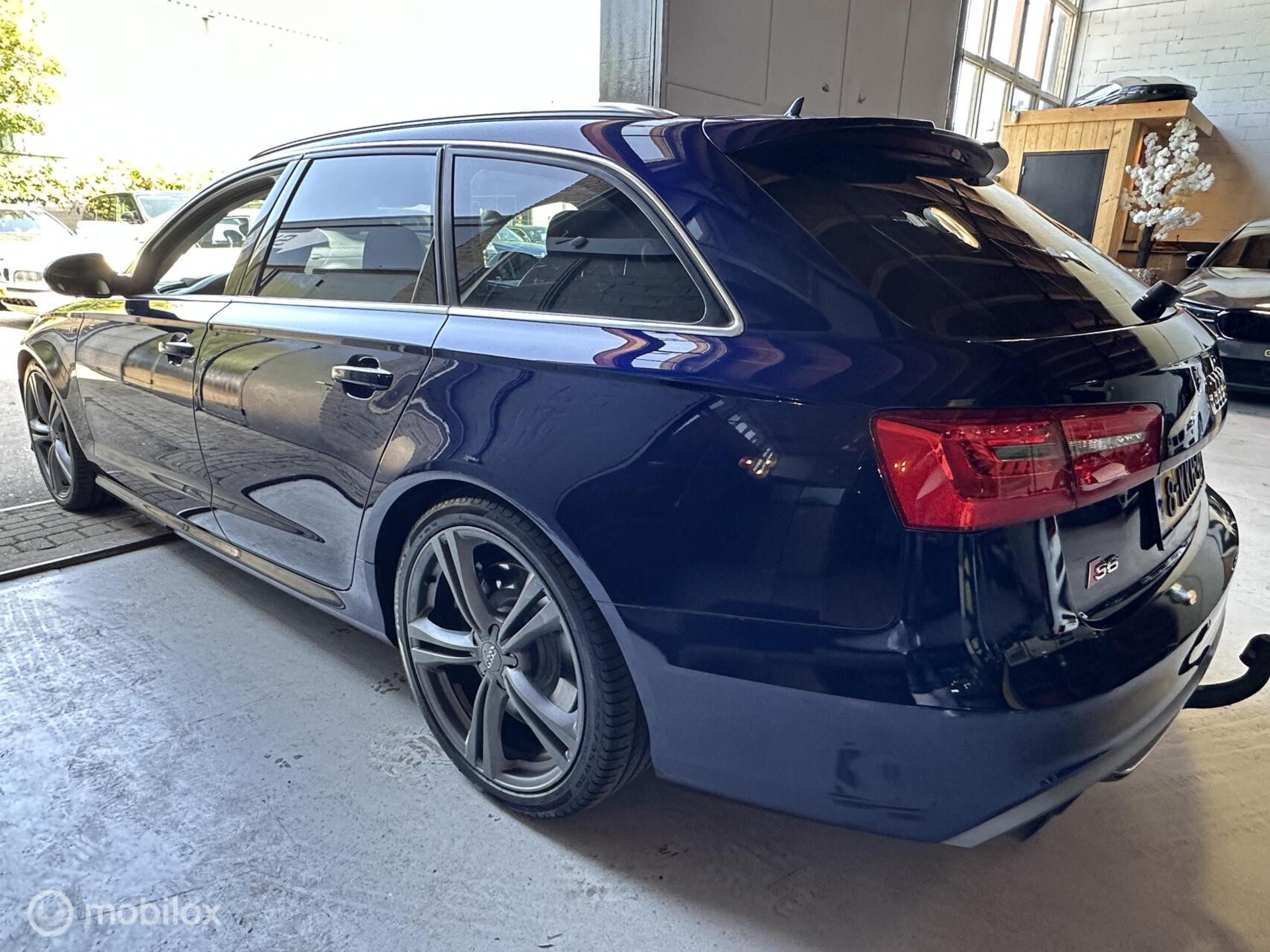 Hoofdafbeelding Audi S6