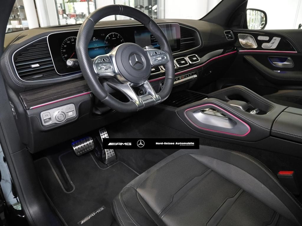 Mercedes-Benz-GLS-image-4