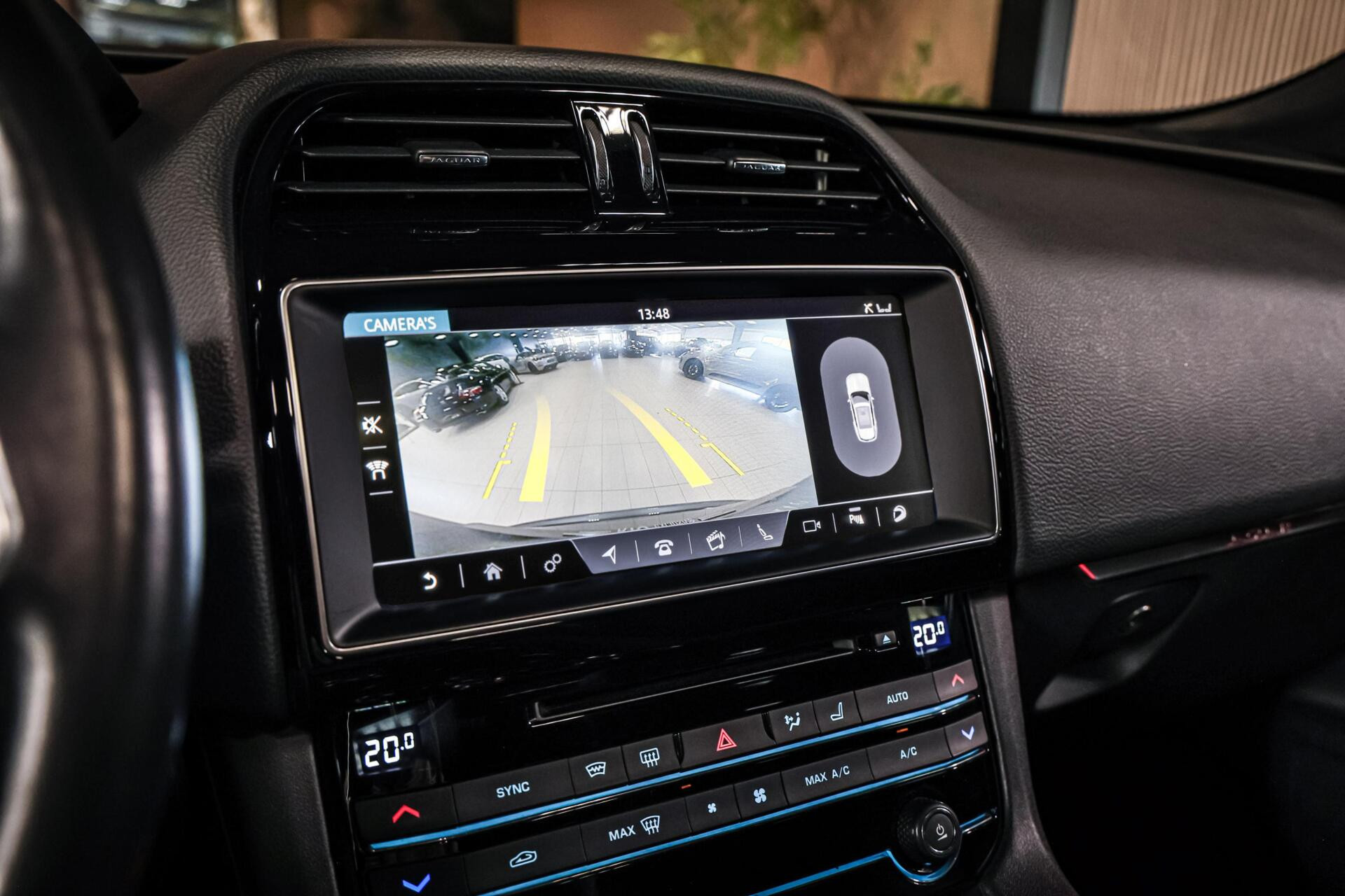 Hoofdafbeelding Jaguar F-PACE