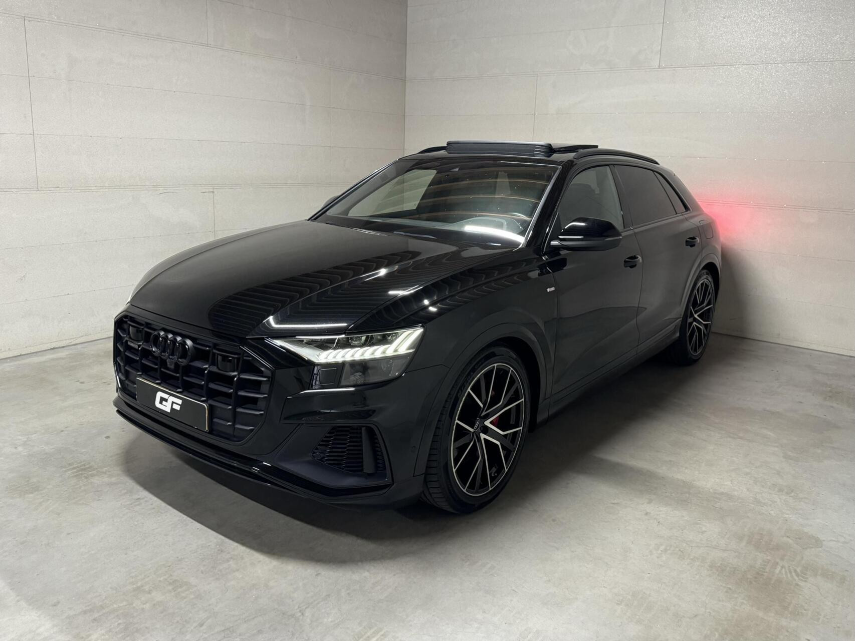 Hoofdafbeelding Audi Q8