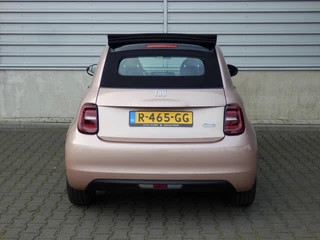 Fiat 500e Fiat 500e Icon 42kwh | Cabrio | Aut. airco | Apple carpl. Andr. Auto | 16