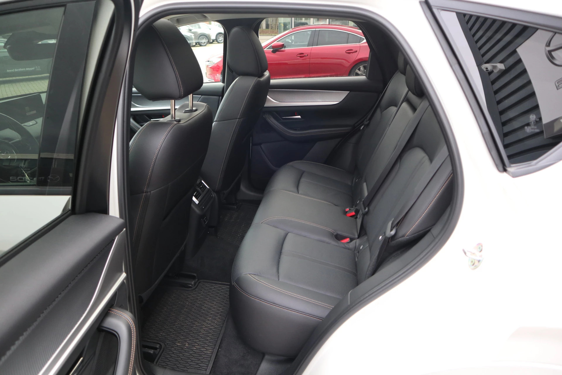 Hoofdafbeelding Mazda CX-60