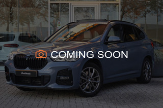 BMW X1 (f48) xDrive25e M-Sport 220pk | Leder | LED | Navigatie | Camera | Pano | Stoelverwarming | 