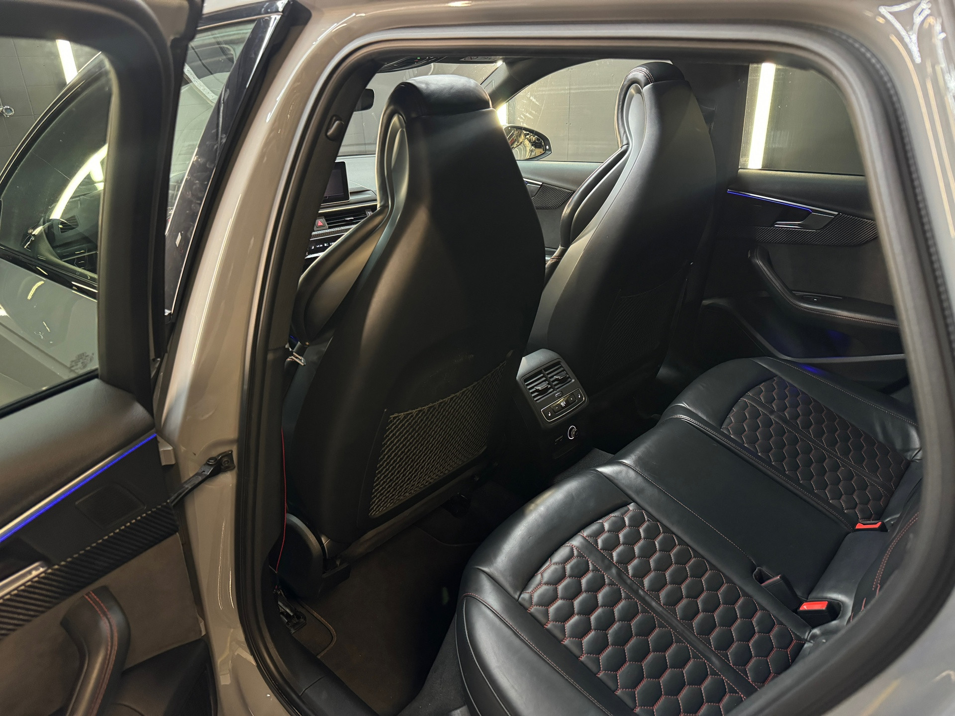 Hoofdafbeelding Audi RS4