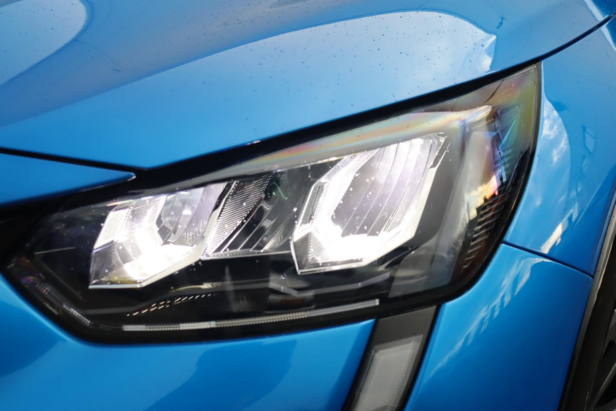 Hoofdafbeelding Peugeot e-208