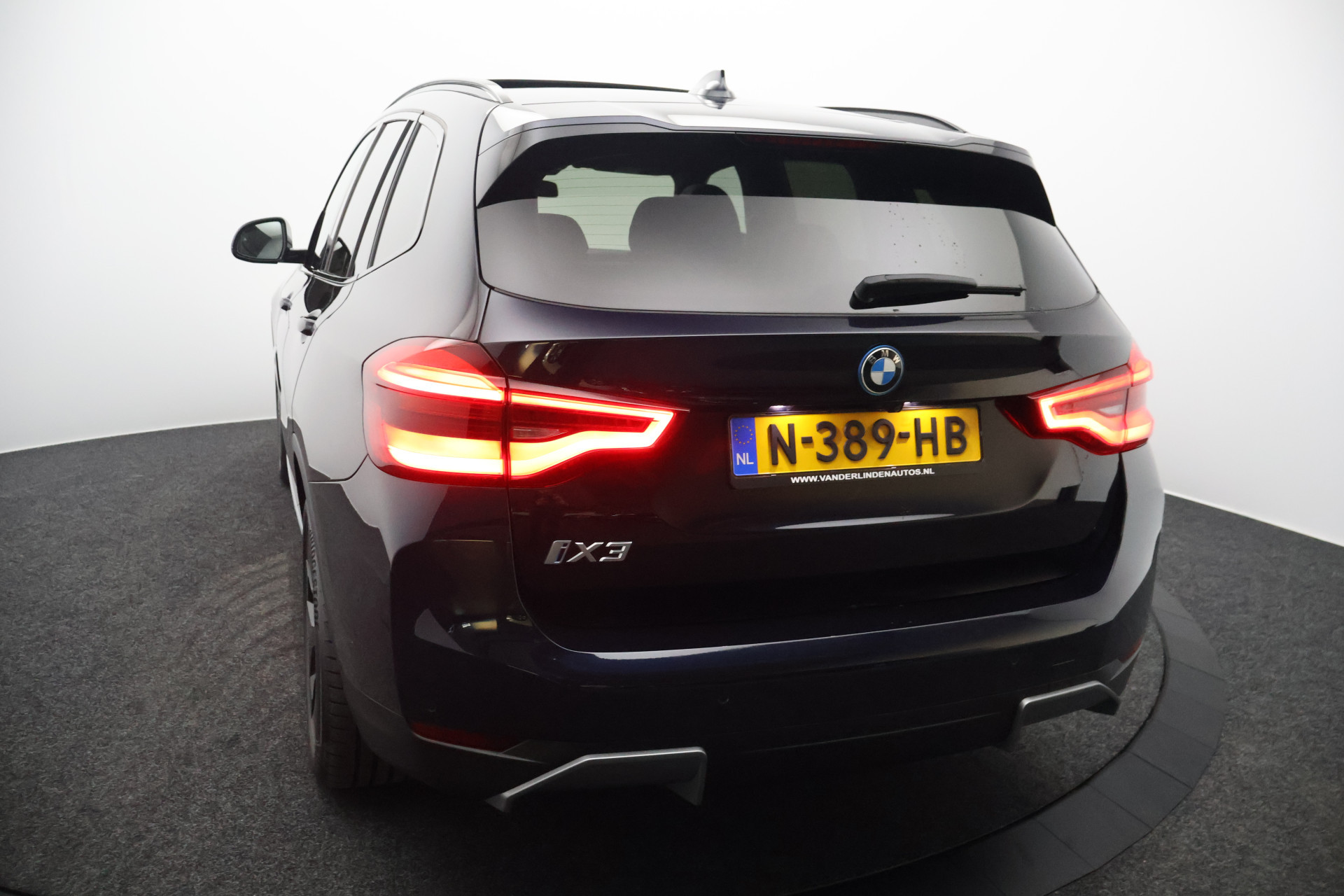 Hoofdafbeelding BMW iX3