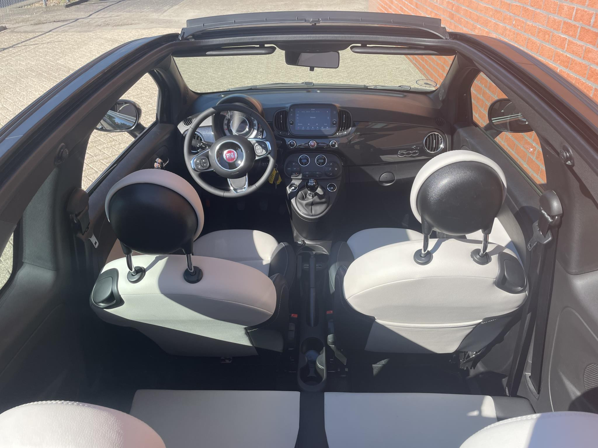 Hoofdafbeelding Fiat 500C