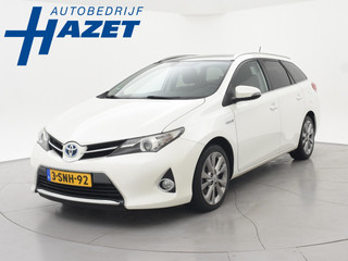 Hoofdafbeelding Toyota Auris Toyota Auris Touring Sports 1.8 HYBRID AUT. + PANORAMA | CAMERA | NAVIGATIE | 17 INCH | PRIVACY GLASS