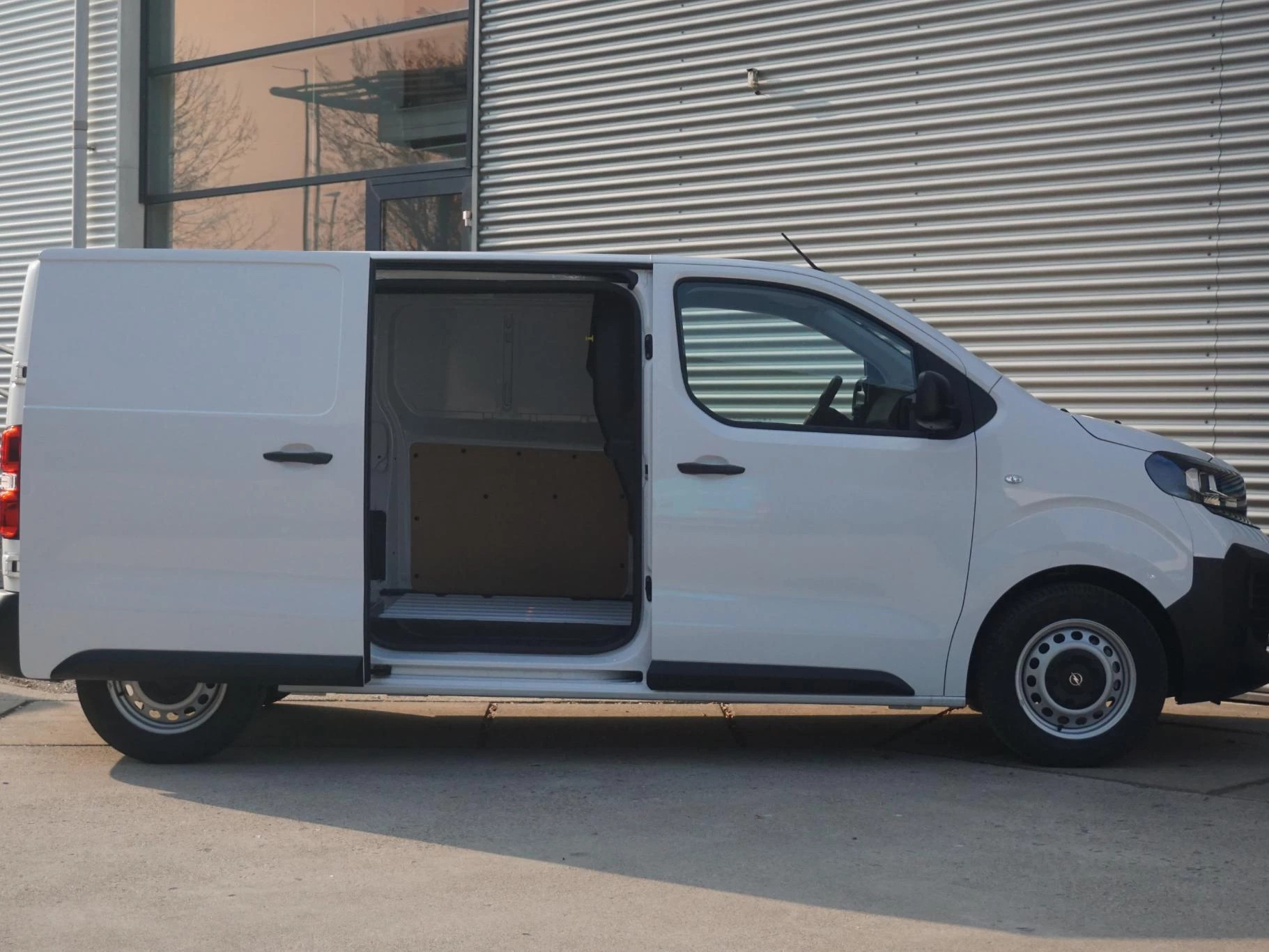 Hoofdafbeelding Opel Vivaro-e