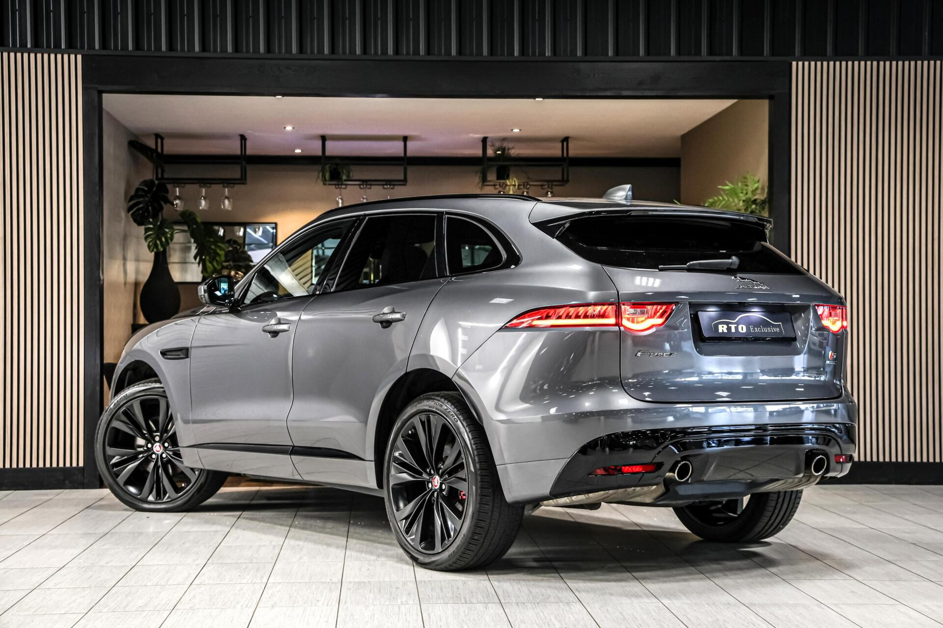 Hoofdafbeelding Jaguar F-PACE