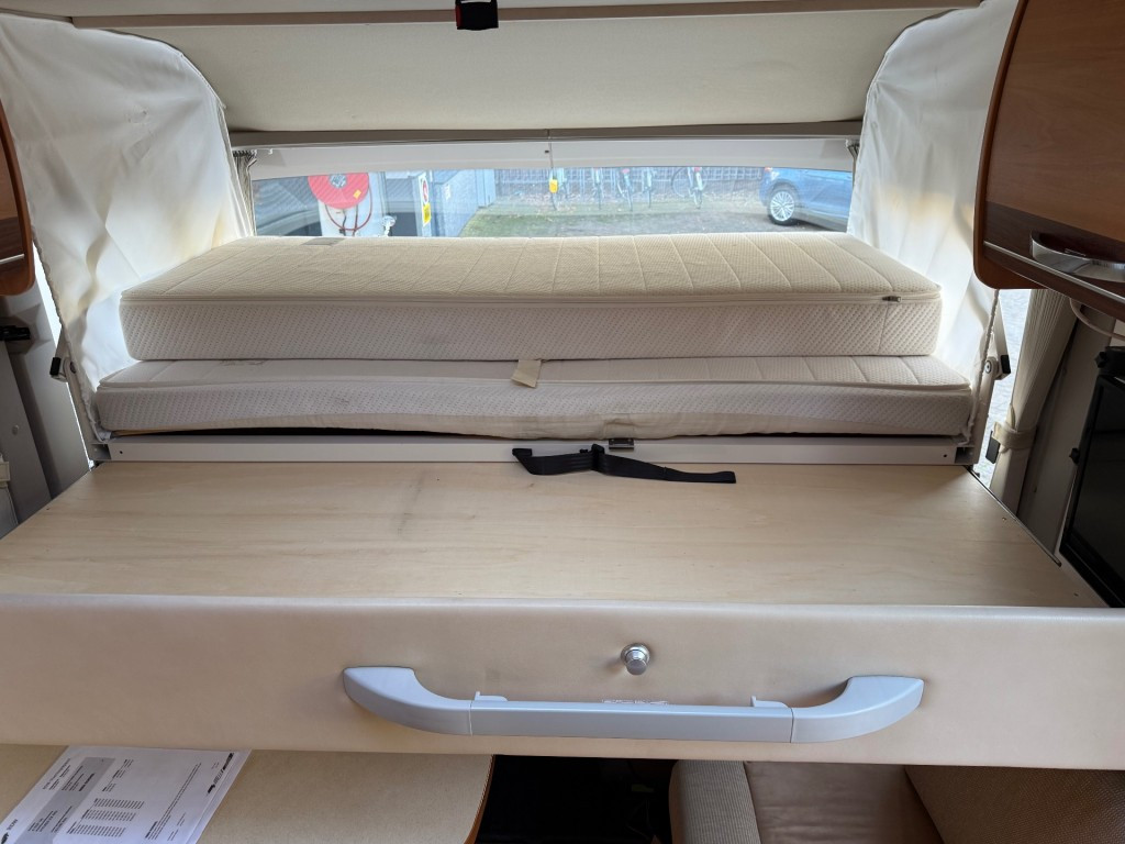 Hoofdafbeelding Hymer Exsis  562 Silverline