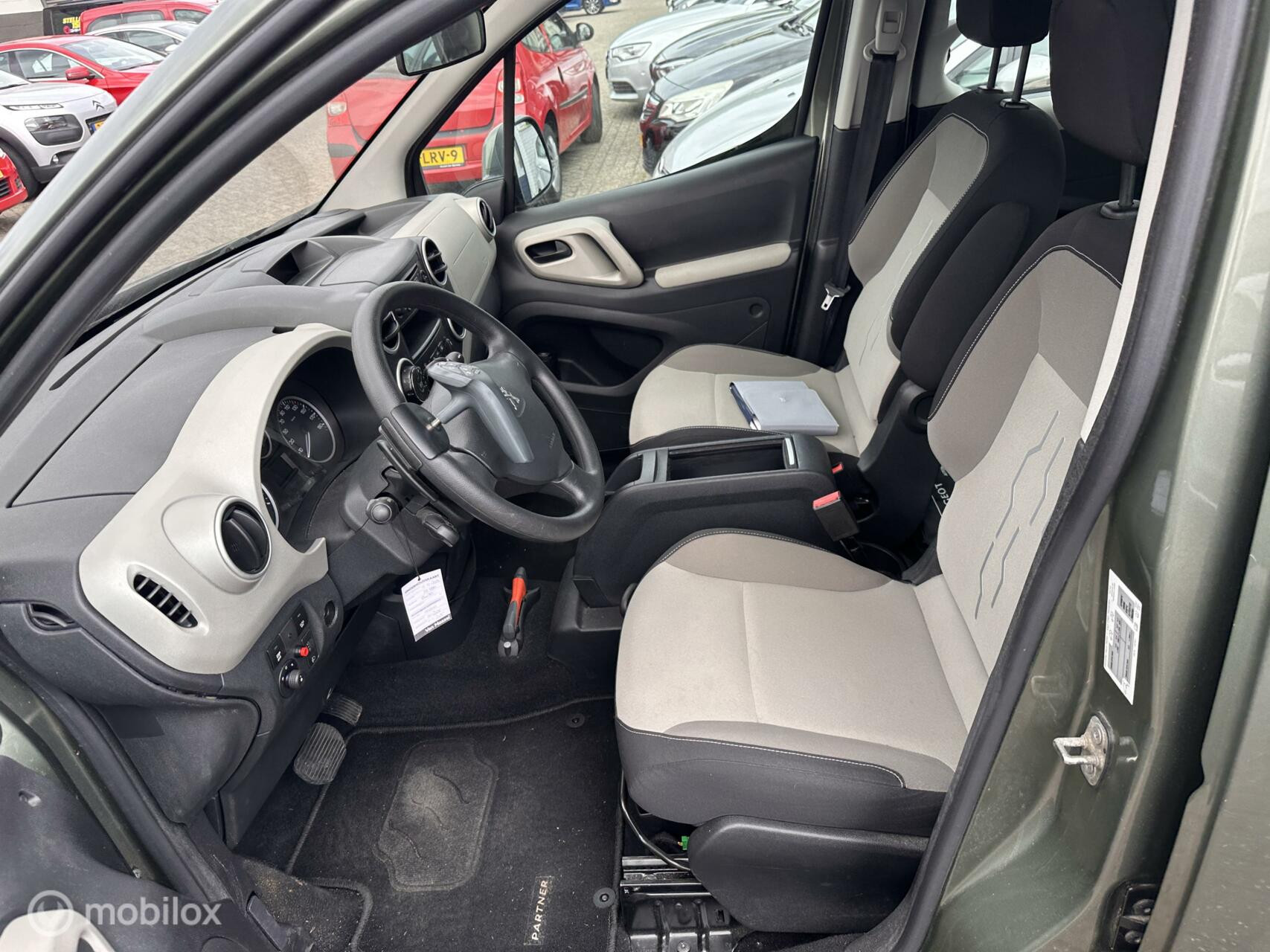 Hoofdafbeelding Peugeot Partner