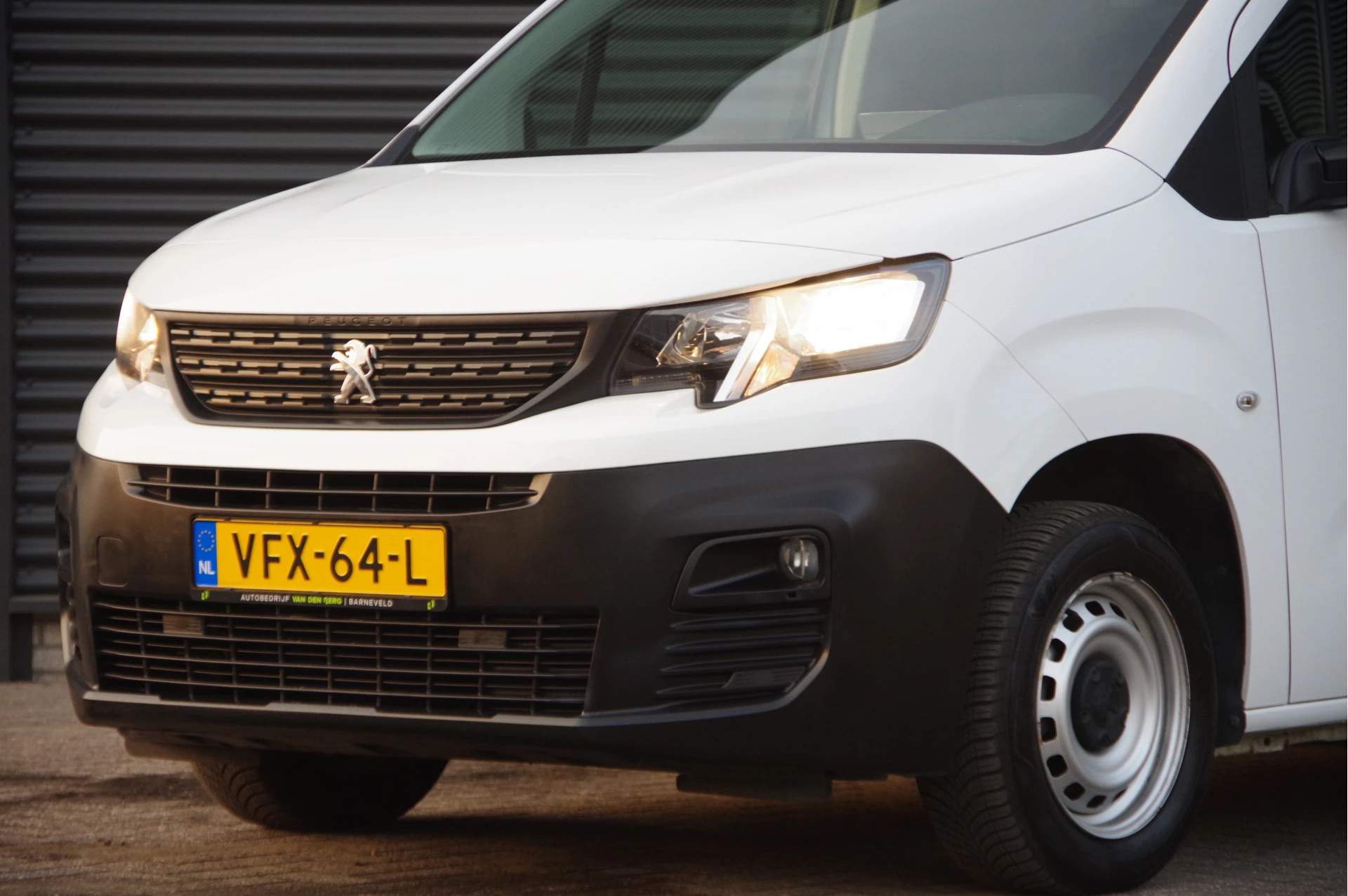 Hoofdafbeelding Peugeot Partner