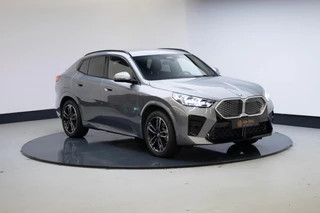 BMW iX2 xDrive30 67 kWh