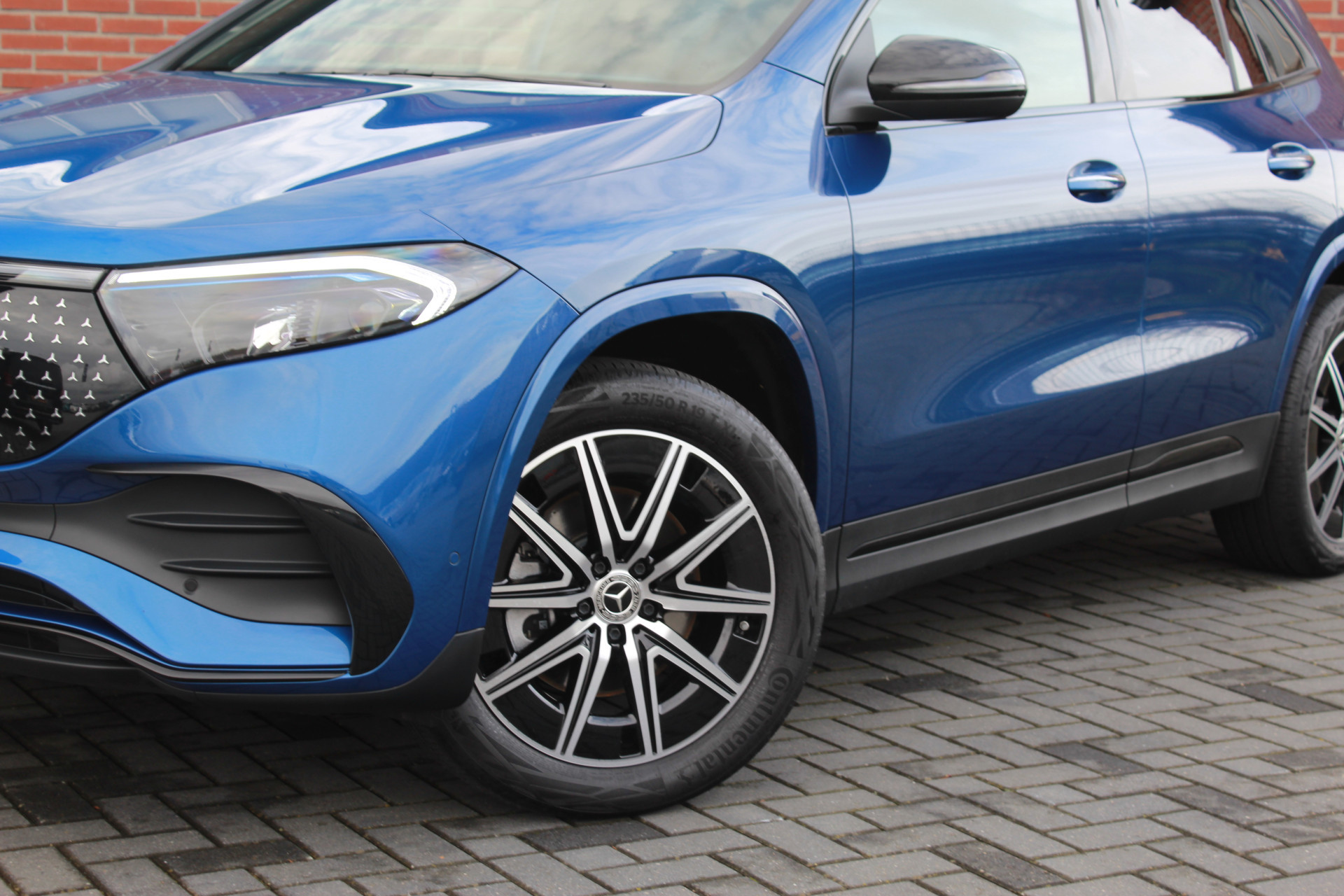 Hoofdafbeelding Mercedes-Benz EQA