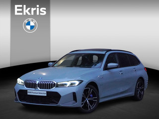 BMW 3 Serie Touring 330e Xdrive M Sportpakket | Trekhaak met elektrisch wegklapbare kogel | Glazen panoramadak | HIFI System Harman Kardon | Comfort Access