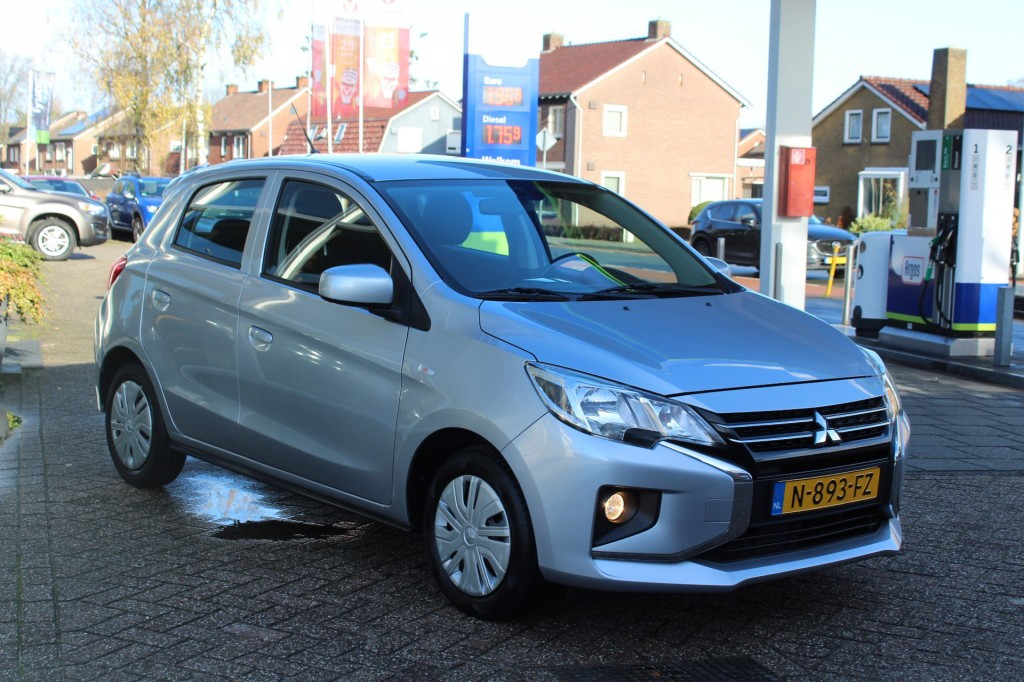 Hoofdafbeelding Mitsubishi Space Star