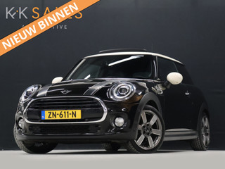 MINI Cooper Mini 1.5 60 Years Edition JCW [APPLE CARPLAY, HARMAN KARDON, PANORAMA DAK, HEAD UP DISPLAY, STOELVERWARMING, NIEUWSTAAT]