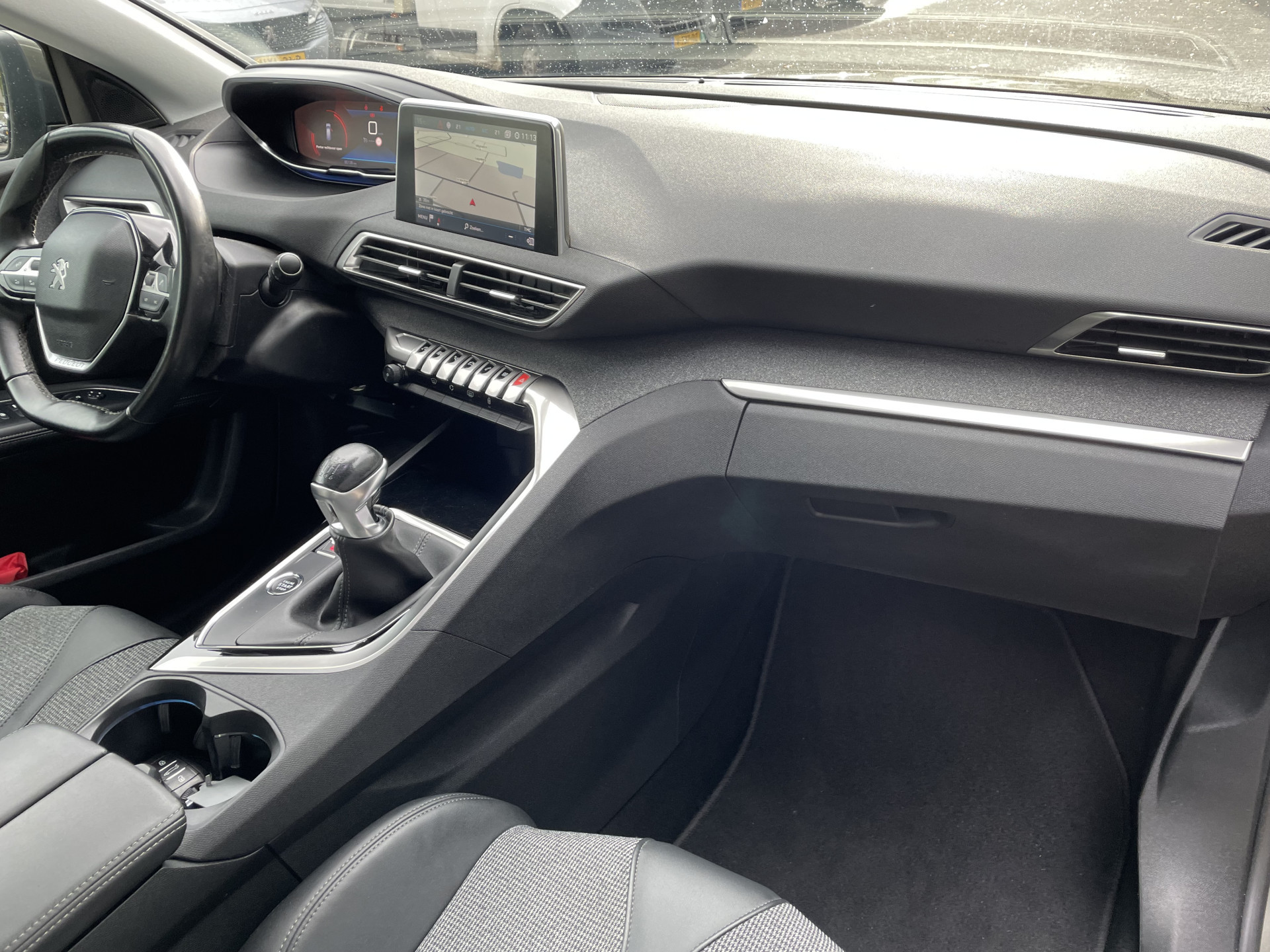 Hoofdafbeelding Peugeot 5008