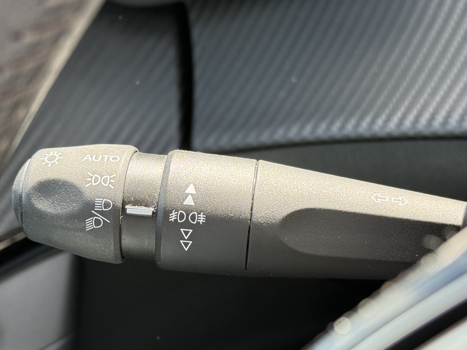 Hoofdafbeelding Peugeot e-2008