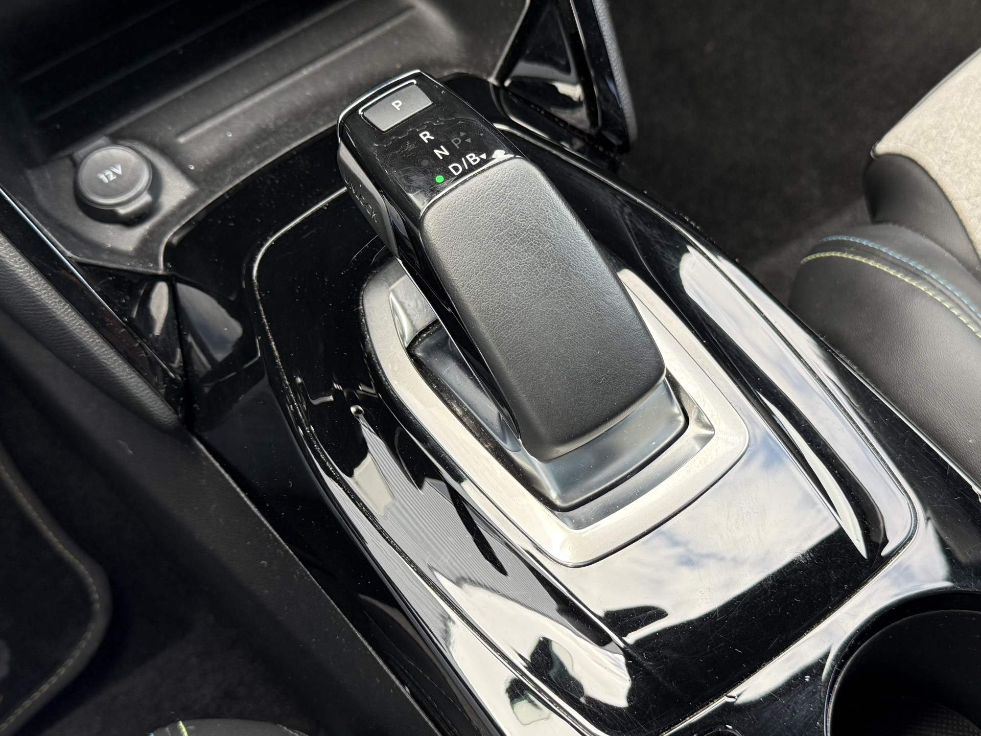 Hoofdafbeelding Peugeot e-2008