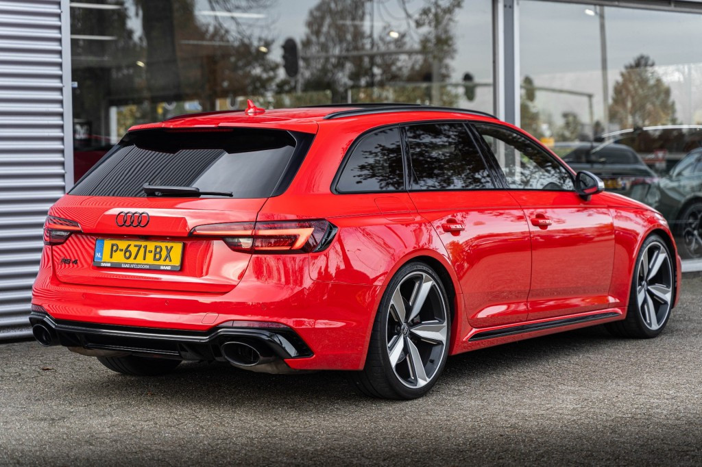 Hoofdafbeelding Audi RS4
