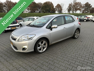 Toyota Auris 1.8 Full Hybrid Dynamic