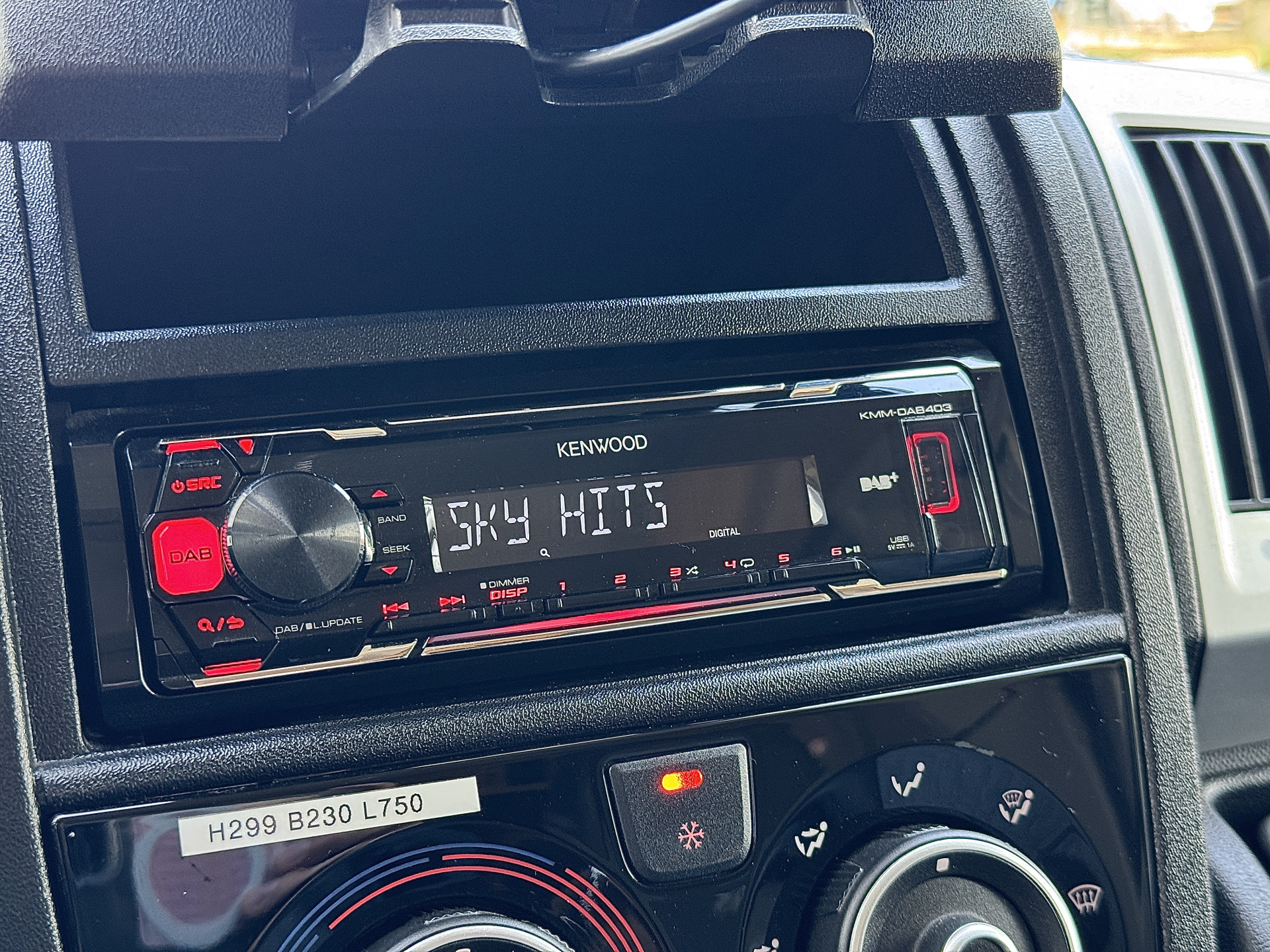 Hoofdafbeelding Adria CORAL 670 SL