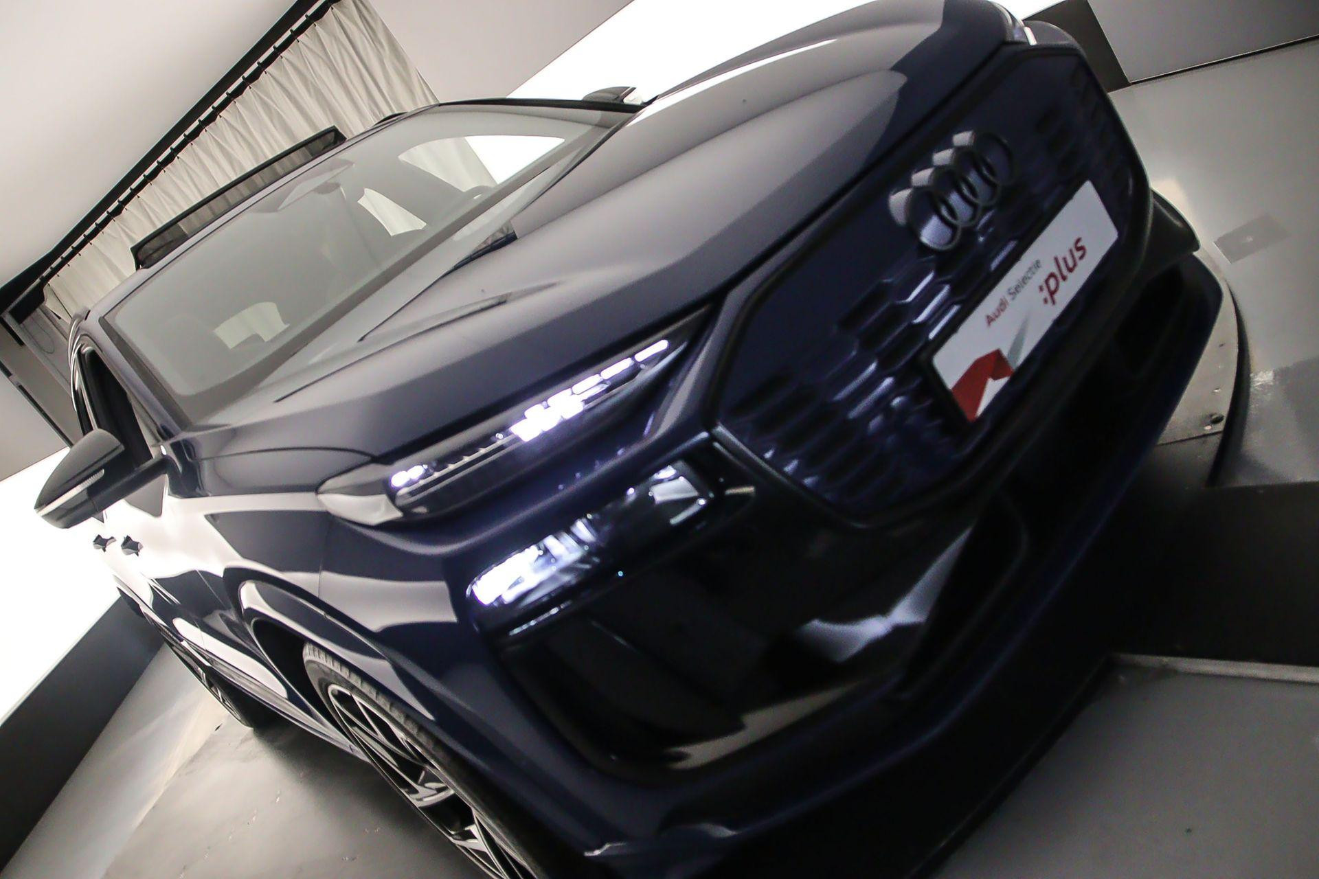 Hoofdafbeelding Audi SQ6