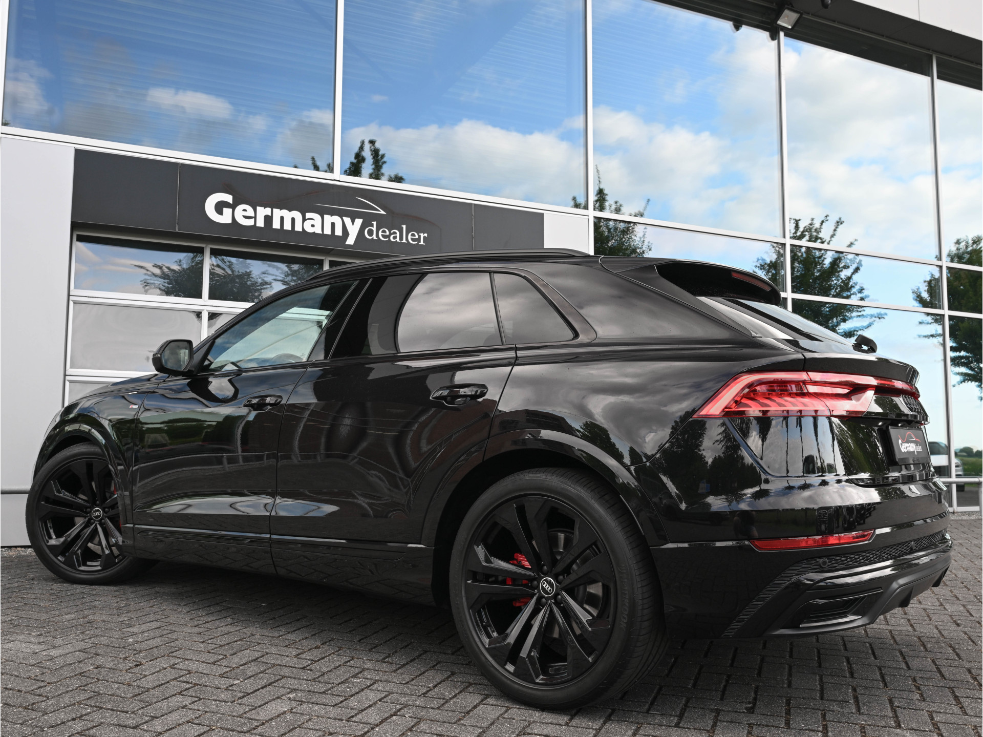 Hoofdafbeelding Audi Q8