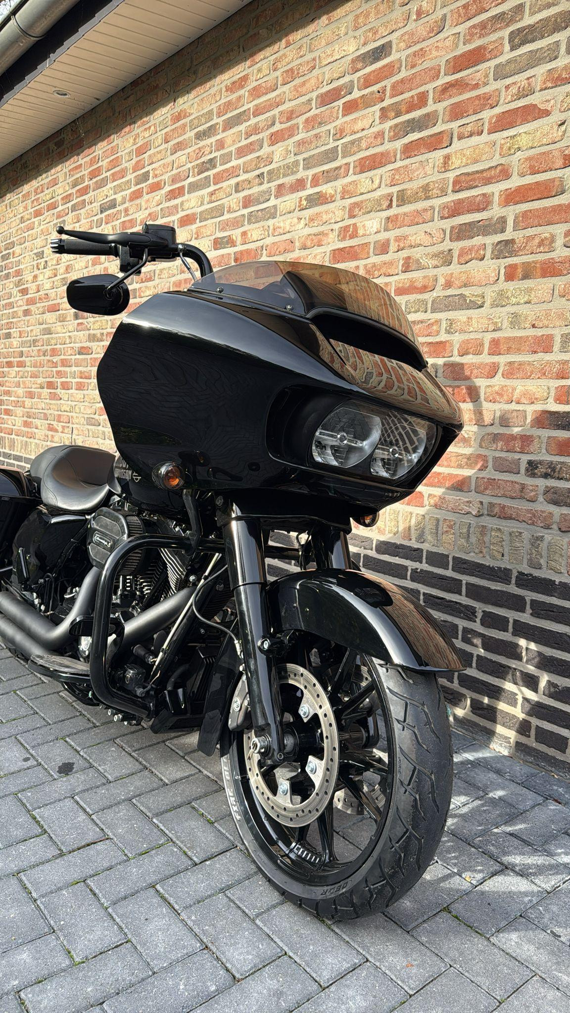Hoofdafbeelding Harley-Davidson Road Glide