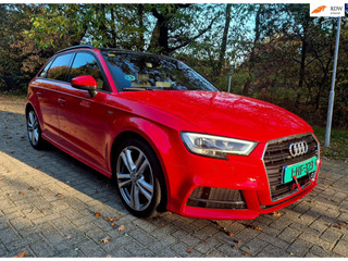 Audi A3 Sportback 35 TFSI S Line . Panoramadak . Matrix . 54000 km