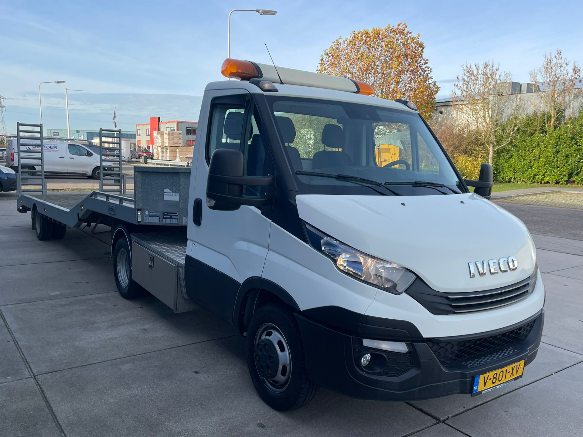 Hoofdafbeelding Iveco 40C16 Be-Trekker +  Semi Dieplader Veldhuizen 7.5 M Automaat / Nieuwstaat!