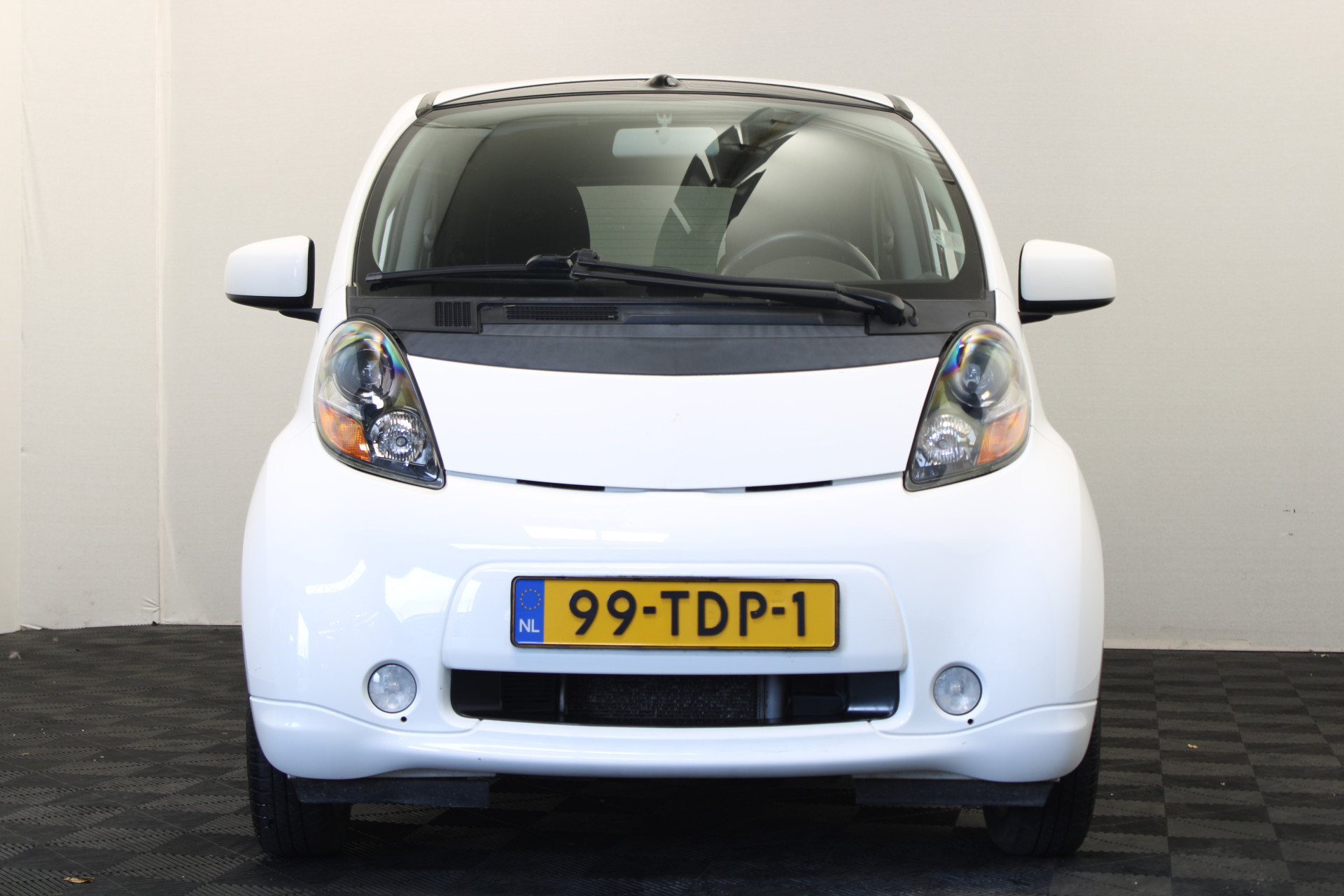 Hoofdafbeelding Mitsubishi i-MiEV