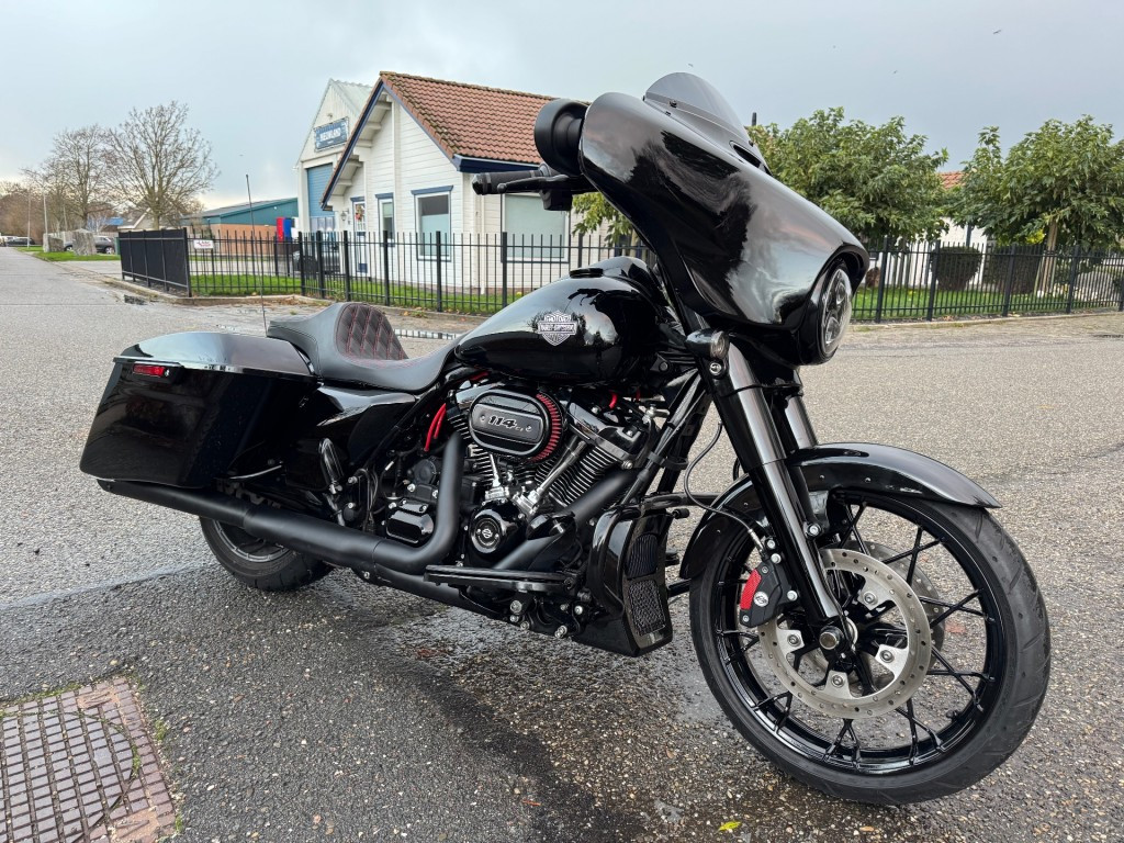 Hoofdafbeelding Harley-Davidson Street Glide