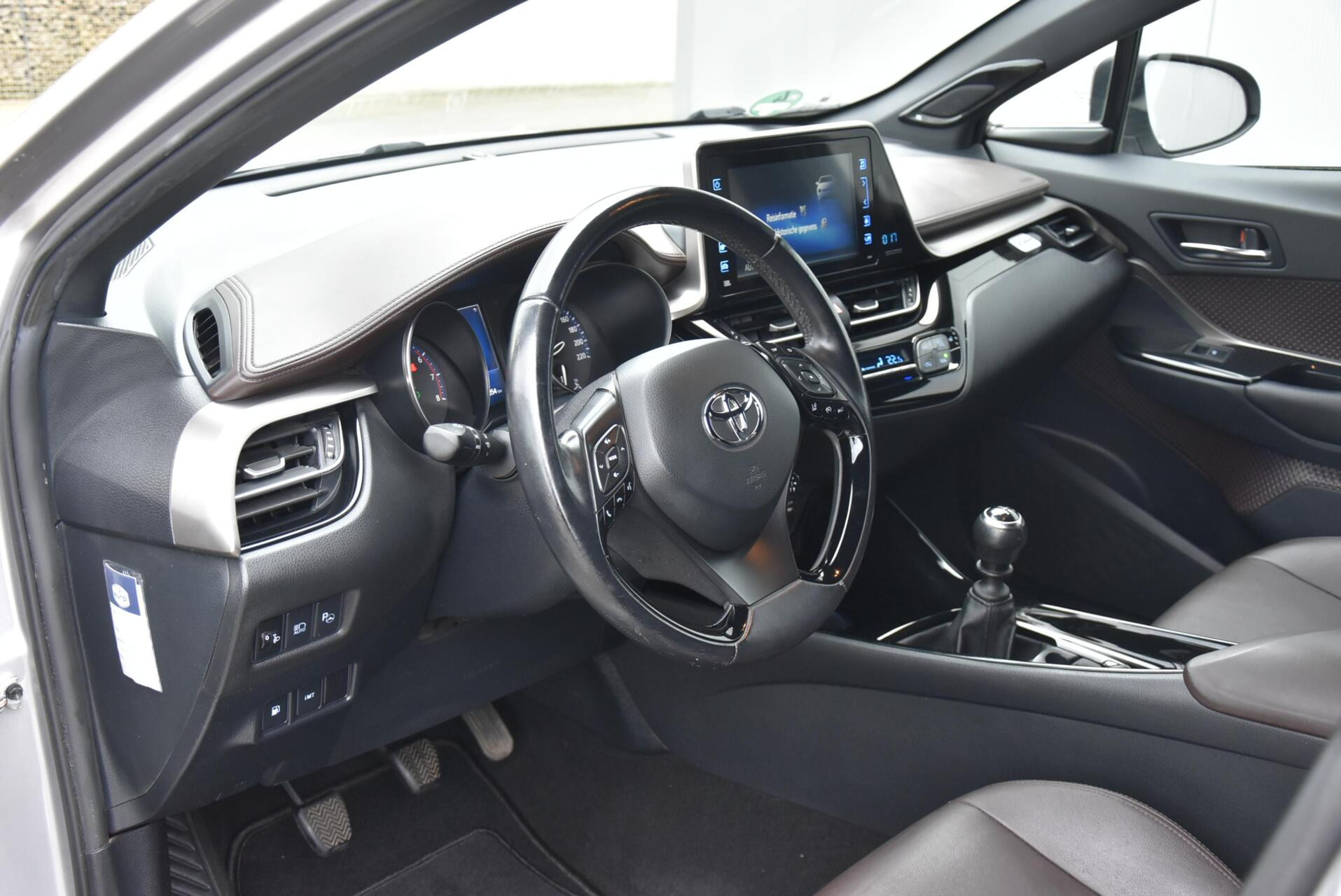 Hoofdafbeelding Toyota C-HR