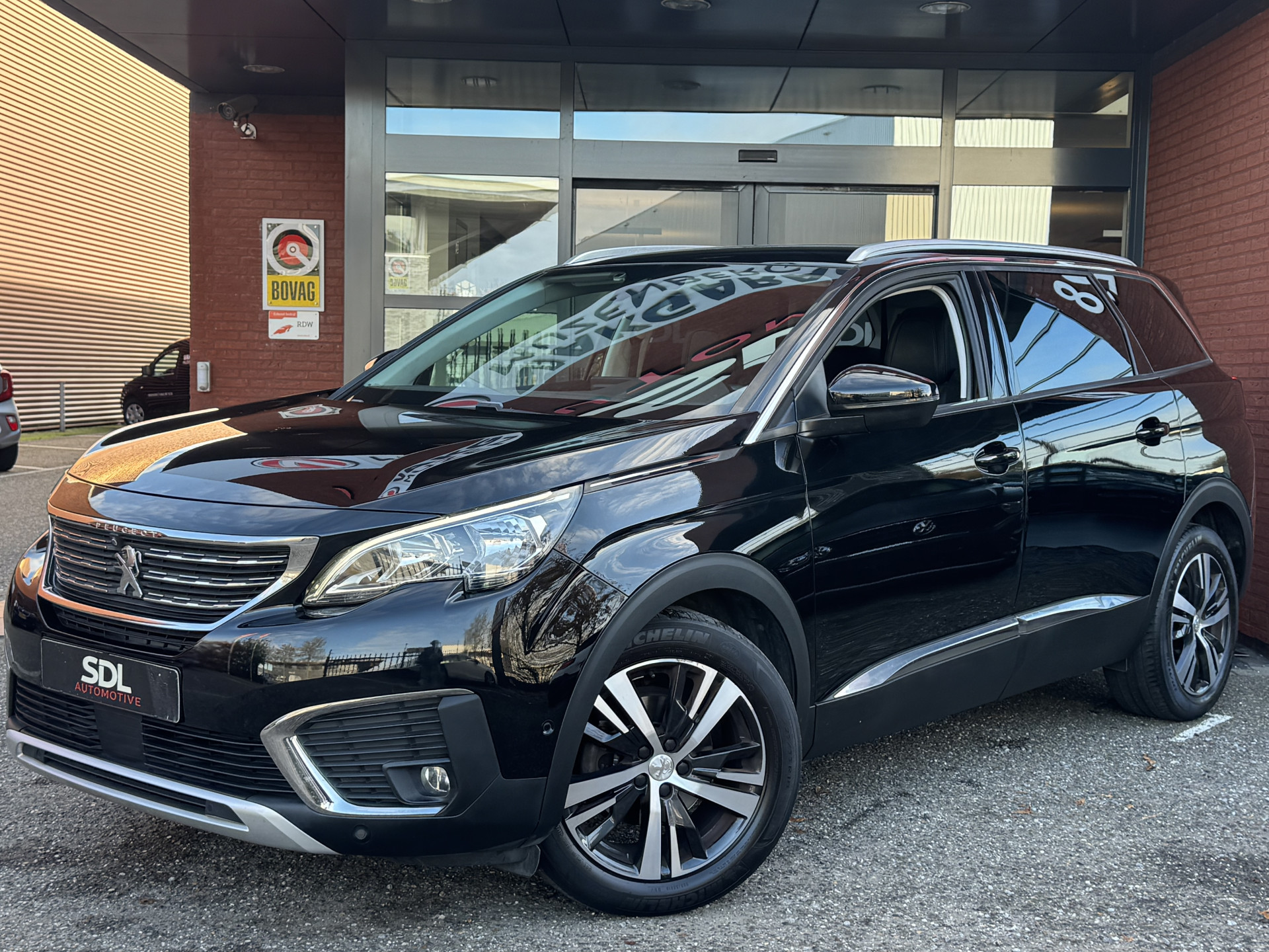 Hoofdafbeelding Peugeot 5008